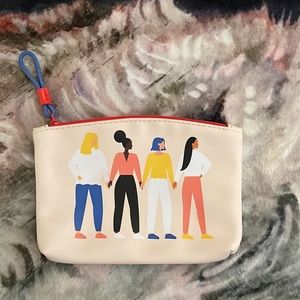 1 Cosmetic Pouch or contact for more at discounted price! Good used condition!